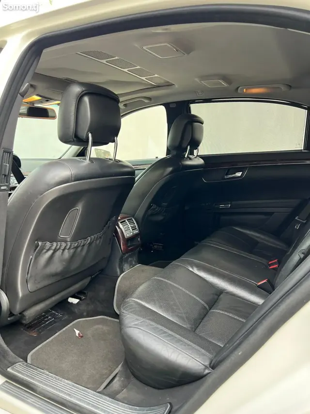 Mercedes-Benz S class 2007 · 5.5 AT