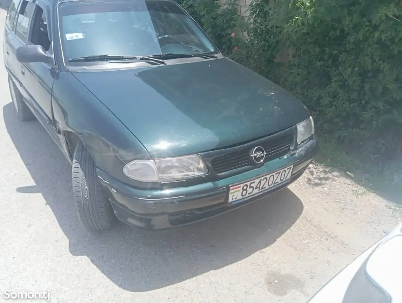 Opel Astra F 1993 · 1.6 MT
