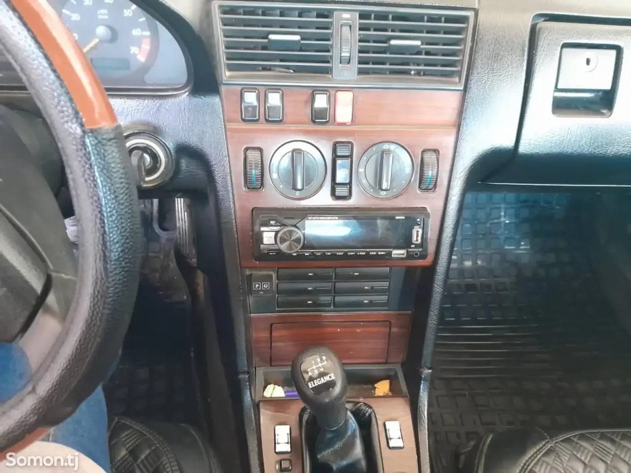 Mercedes-Benz C class 1995 · 2.0 MT