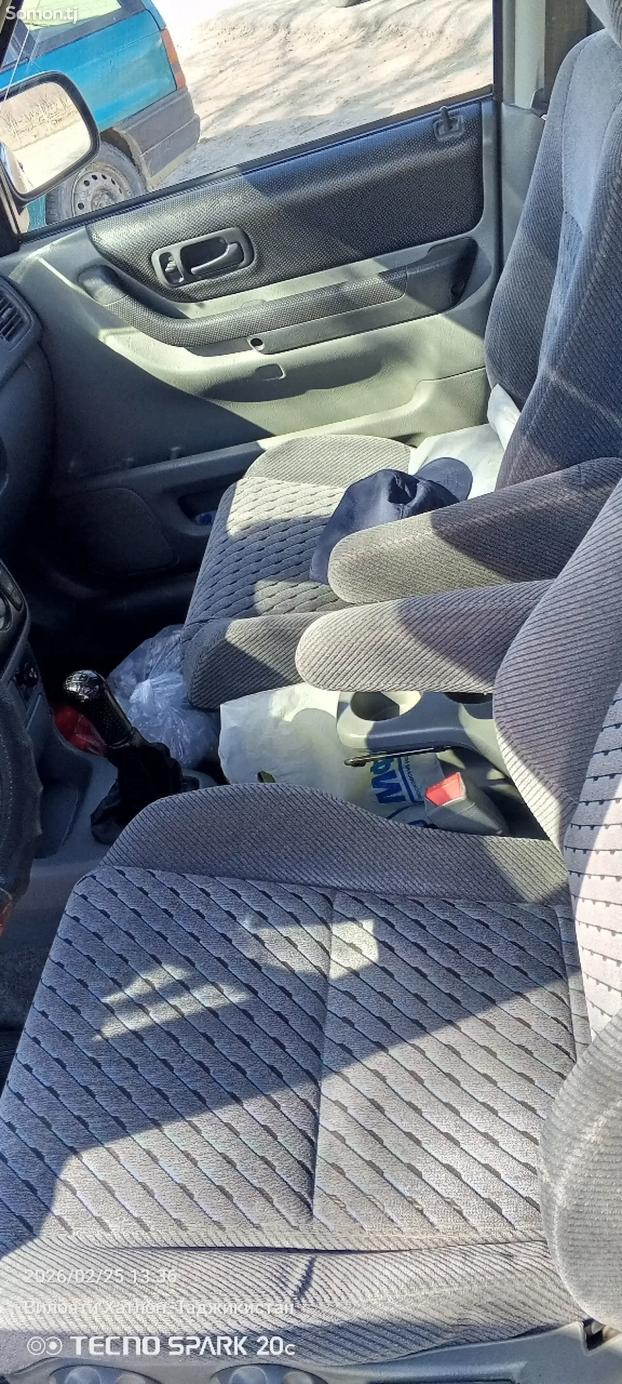 Honda CR-V 2000 · 2.0 MT