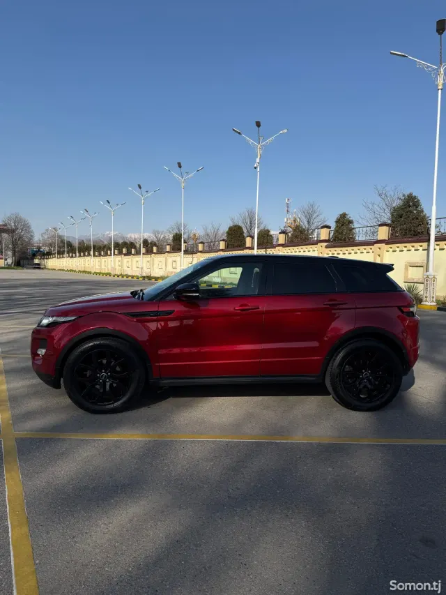 Land Rover Evoque 2012 · 2.2 AT