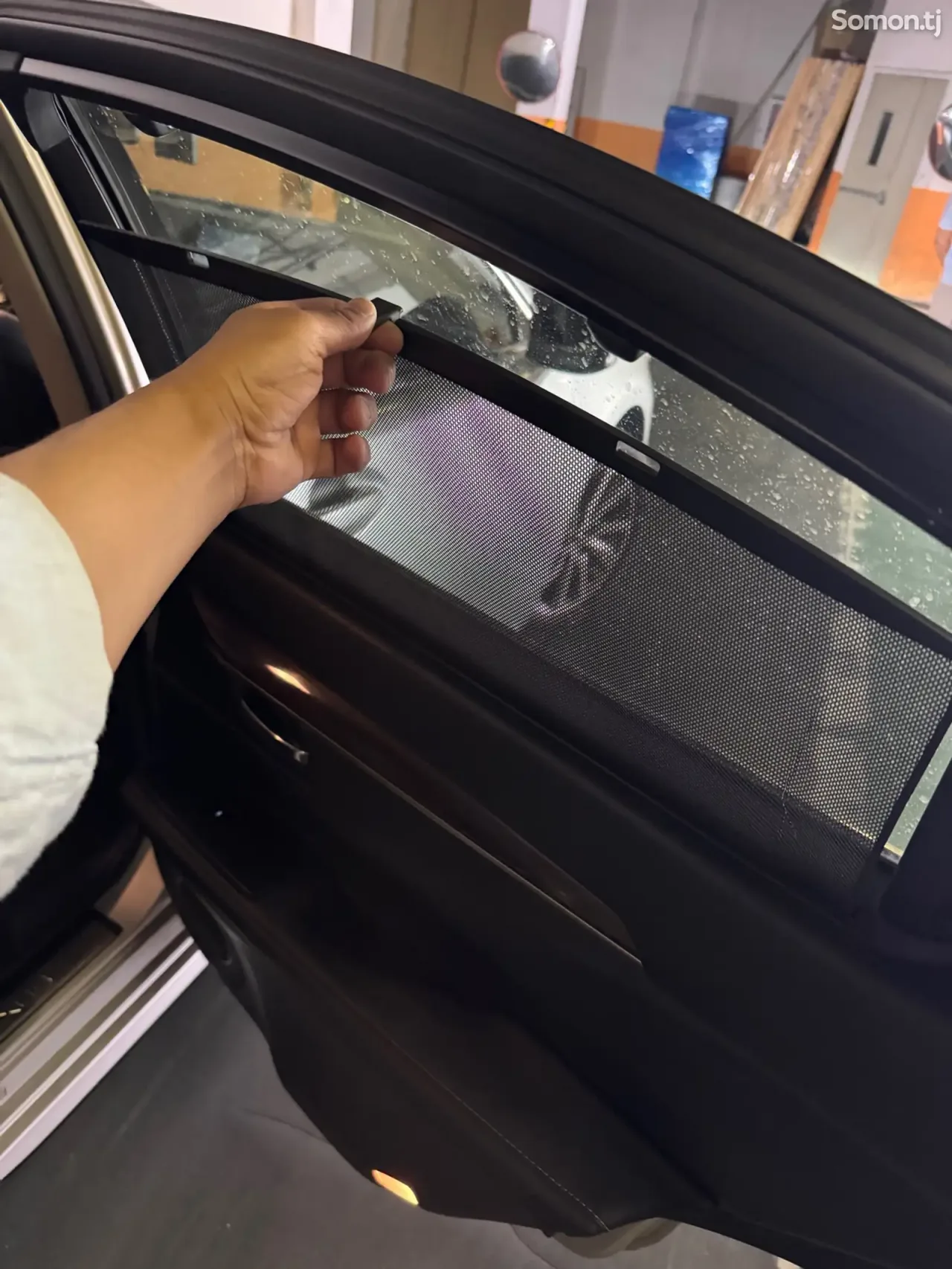 Lexus ES series 2014 · 2.5 AT