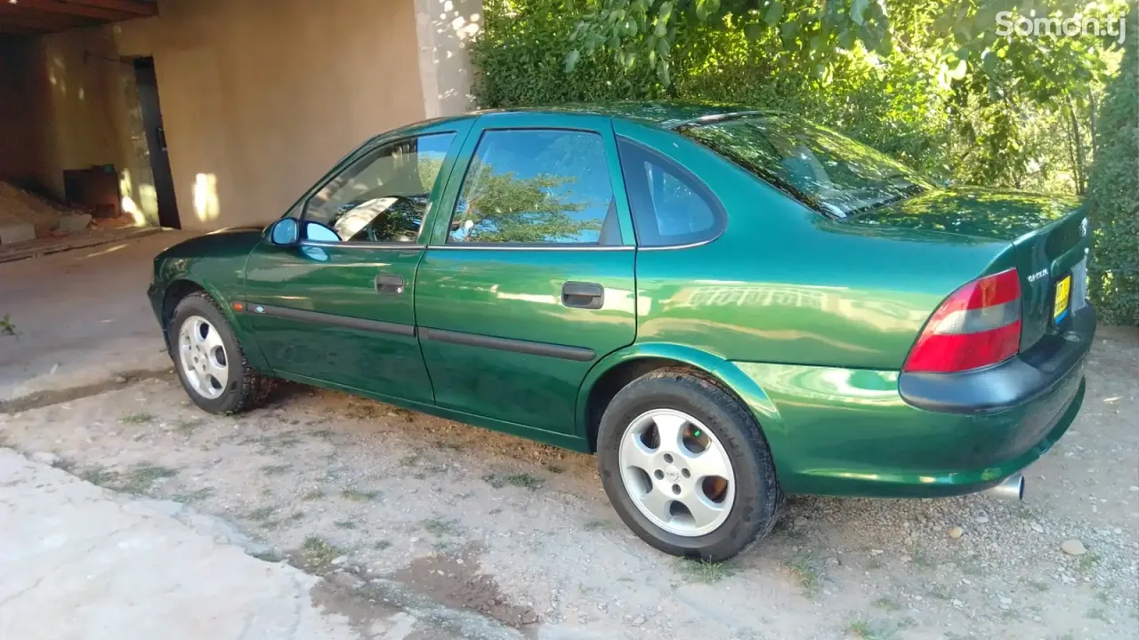 Opel Vectra B 1997 · 1.6 MT