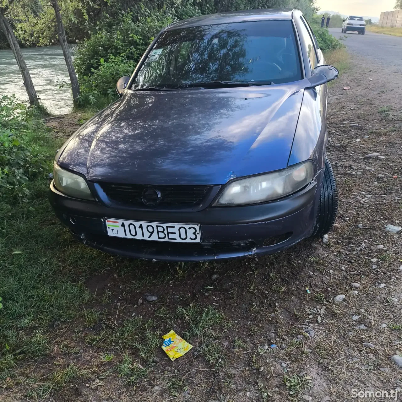 Opel Vectra B 1997 · 0.5 MT