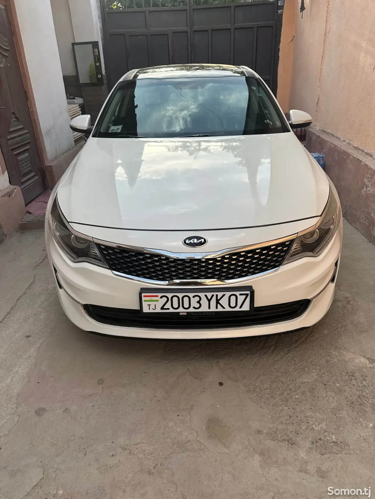Kia K5 2016 · 2.4 AT