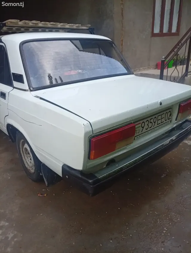 Lada (ВАЗ) 2107 2005 · 0.6 MT
