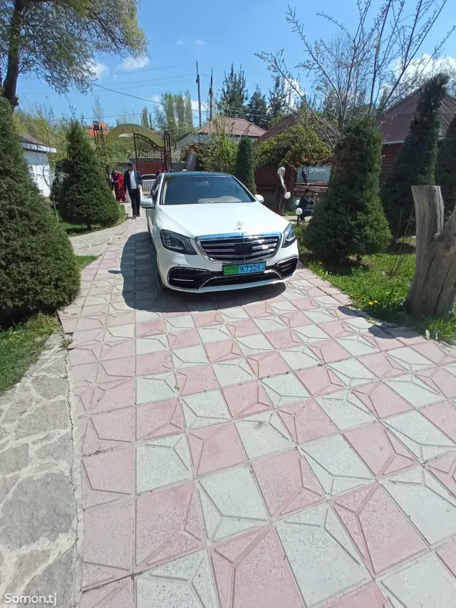 Mercedes-Benz S class 2008 · 3.5 AT