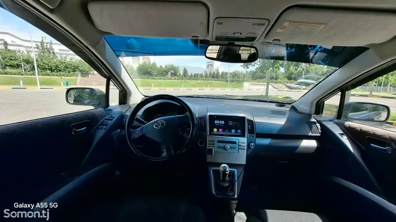 Toyota Verso 2007 · 2.2 MT