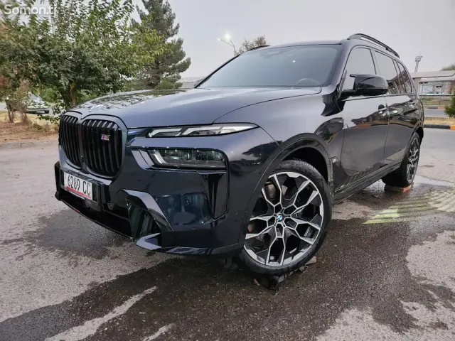 BMW X7 2025 · 4.0 AT