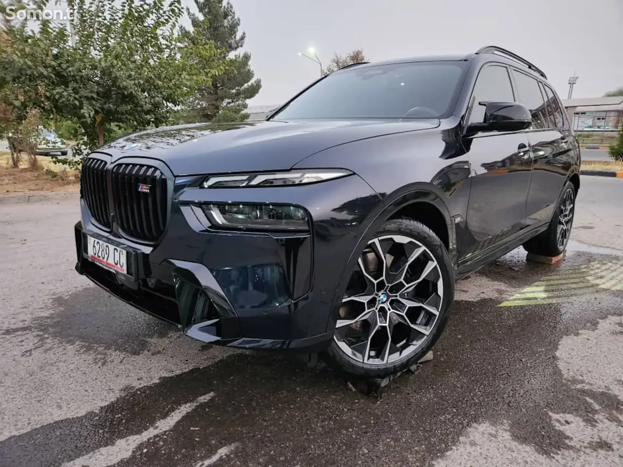 BMW X7 2025 · 4.0 AT