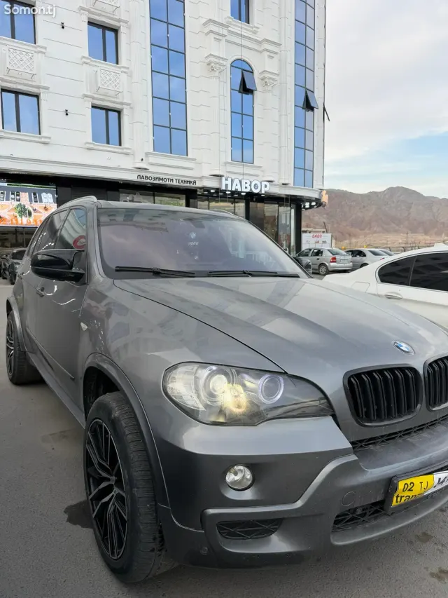BMW X5 2008 · 3.5 AT