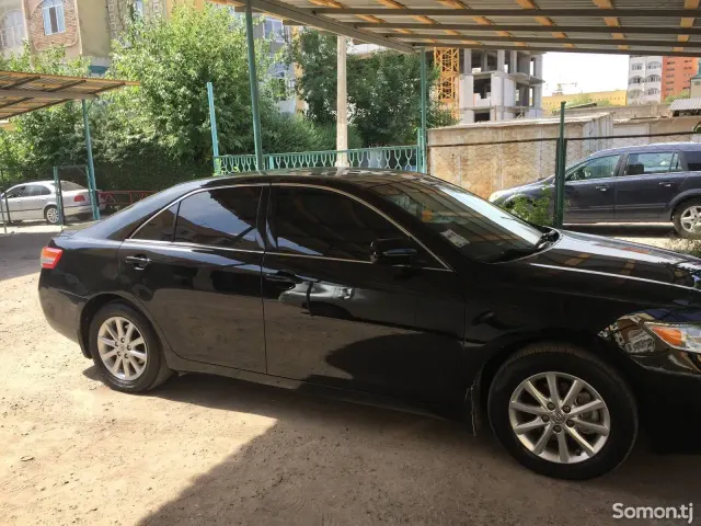 Toyota Camry 2011 · 2.5 AT
