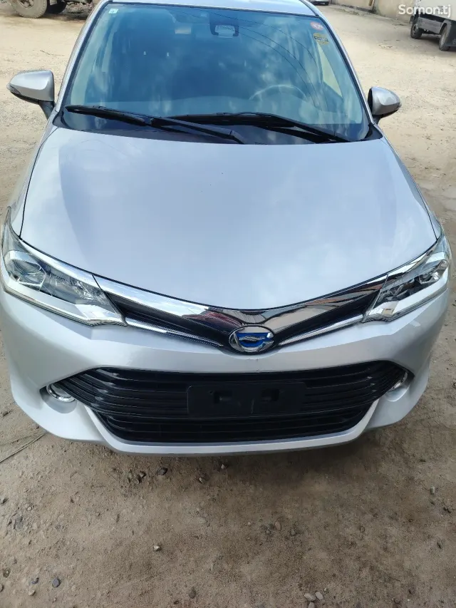 Toyota Fielder 2015 · 1.5 AT