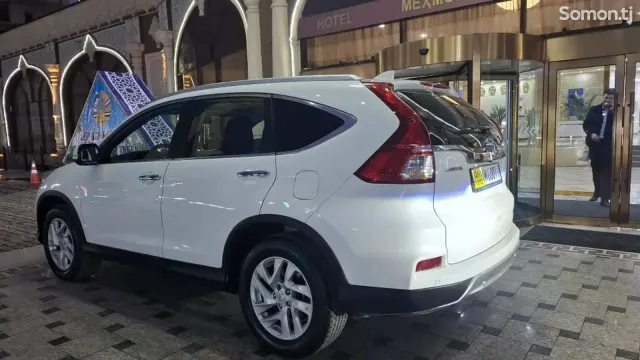 Honda CR-V 2016 · 2.4 AT