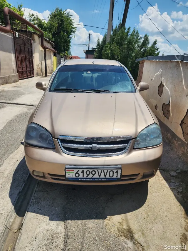 Chevrolet Lacetti 2006 · 1.6 MT