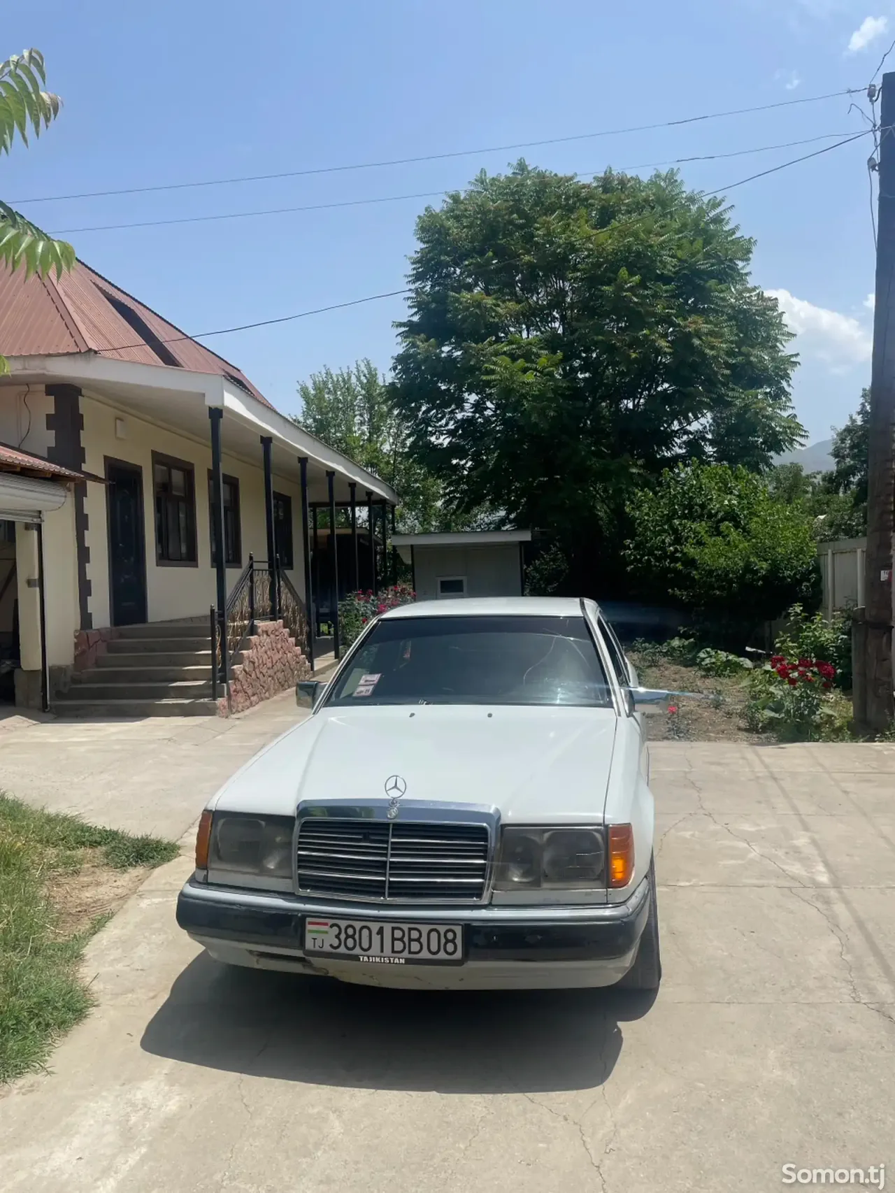 Mercedes-Benz W124 1991 · 2.0 MT