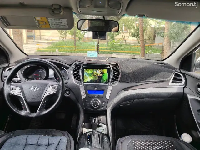 Hyundai Santa Fe 2014 · 2.2 AT