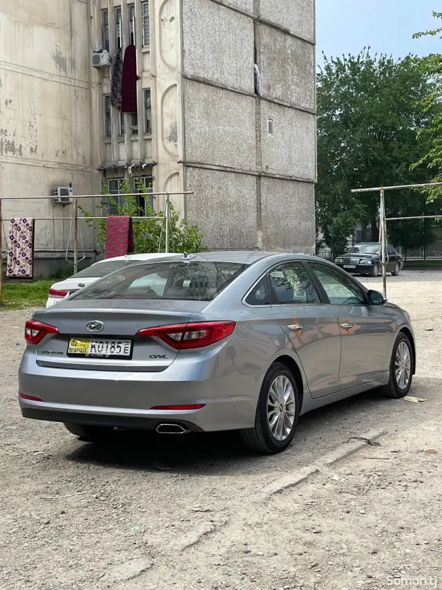 Hyundai Sonata 2014 · 2.0 AT