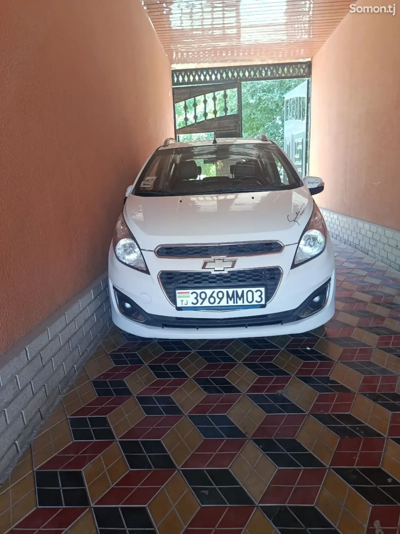 Chevrolet Spark 2014 · 1.2 AT