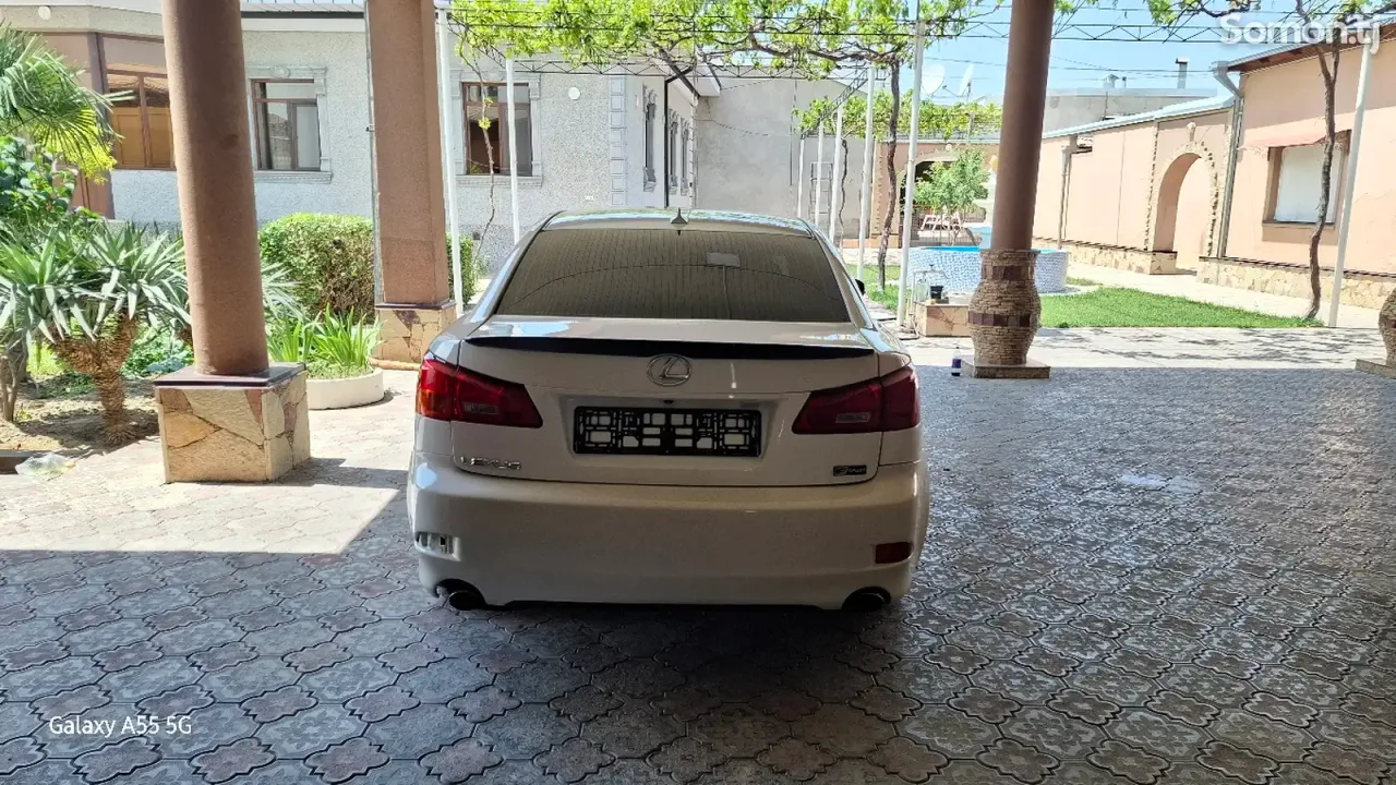 Lexus IS series 2007 · 2.5 AT