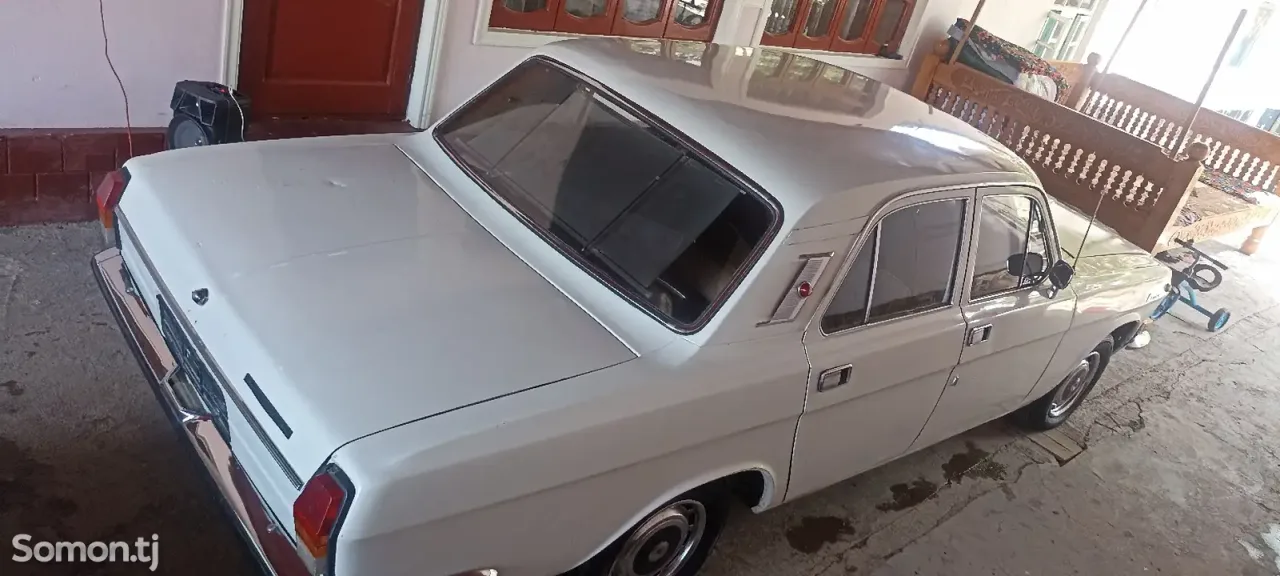 ГАЗ 2401 1985 · 2.5 MT