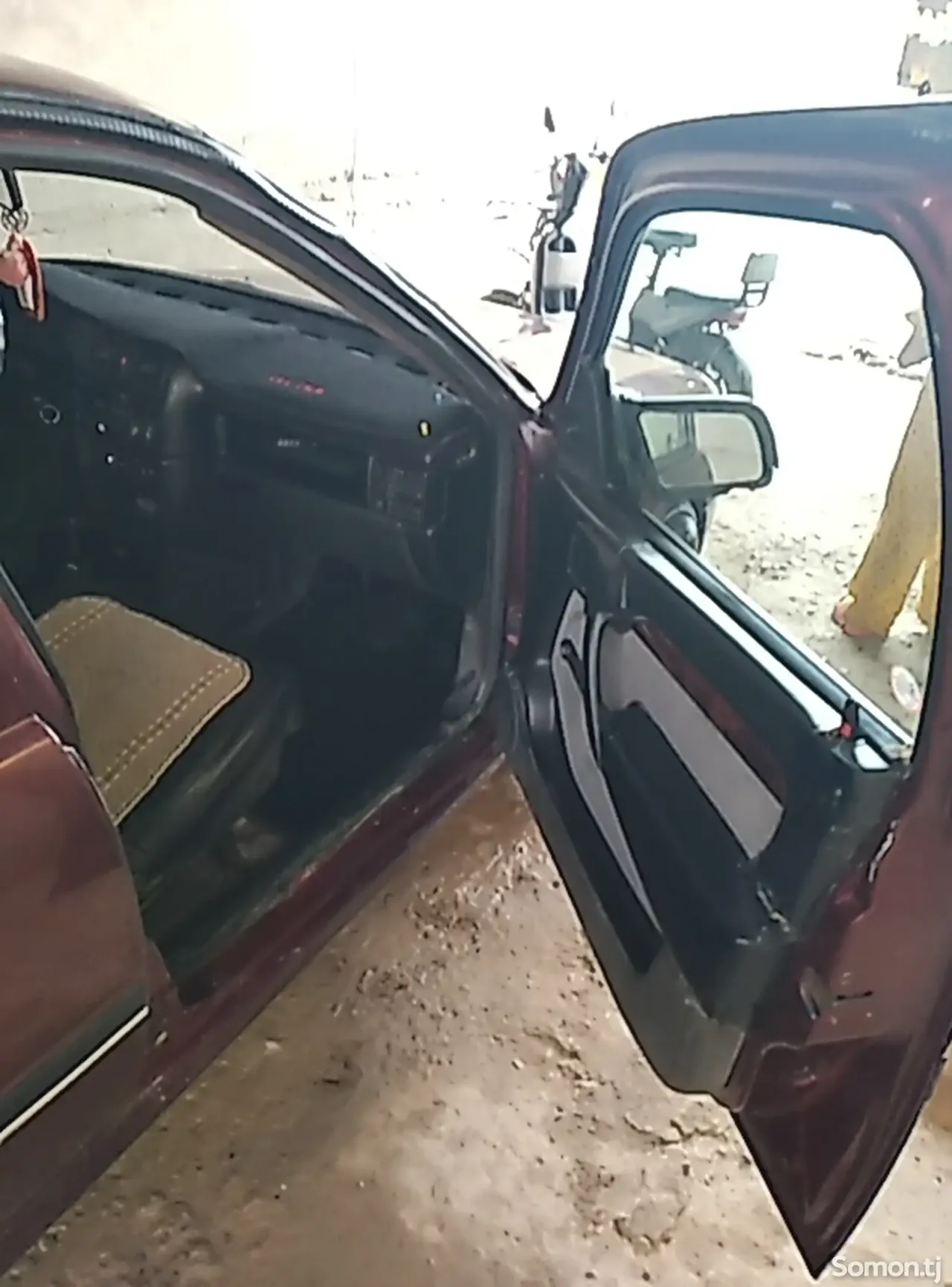 Opel Vectra A 1990 · 1.6 MT