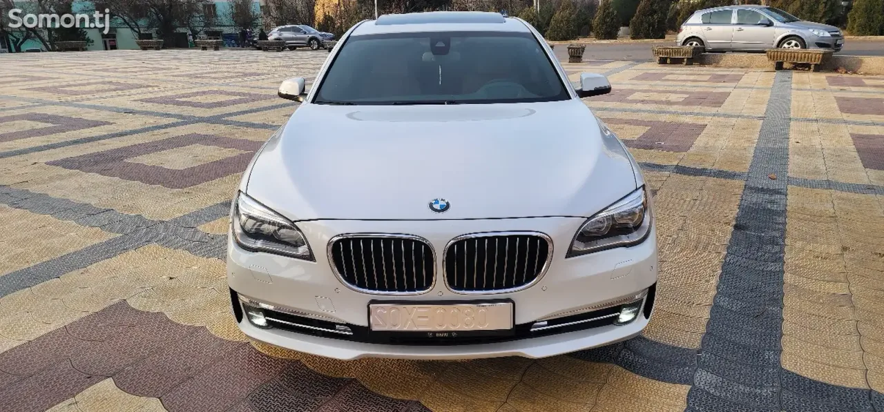 BMW 7 series 2014 · 4.0 AT