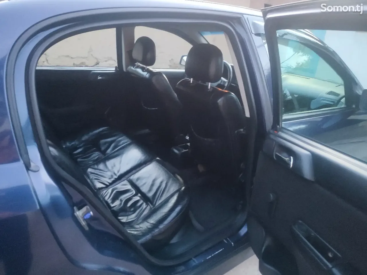 Opel Astra G 1998 · 1.6 MT