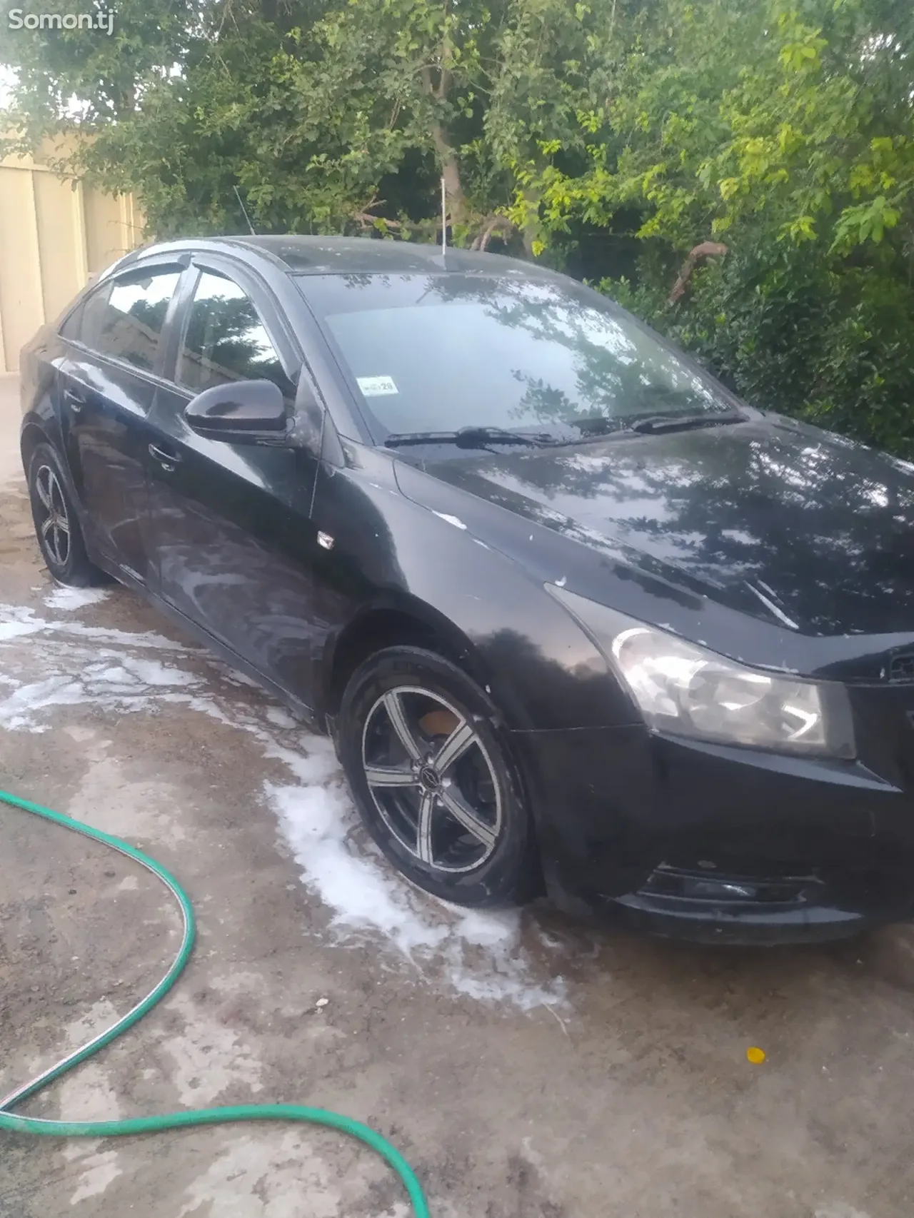 Chevrolet Cruze 2010 · 1.6 MT