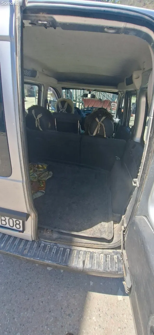 Opel Combo 2007 · 1.6 MT