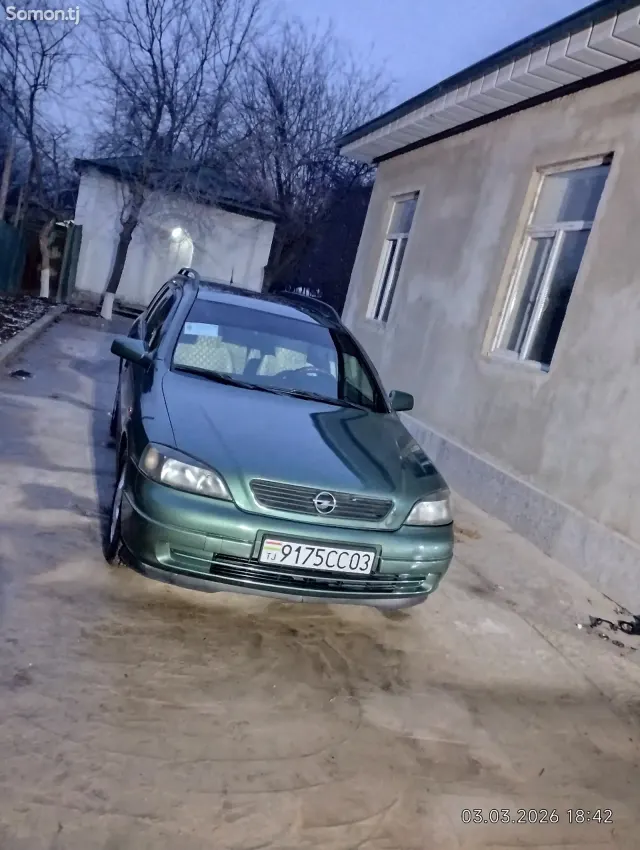 Opel Astra G 1998 · 1.6 MT