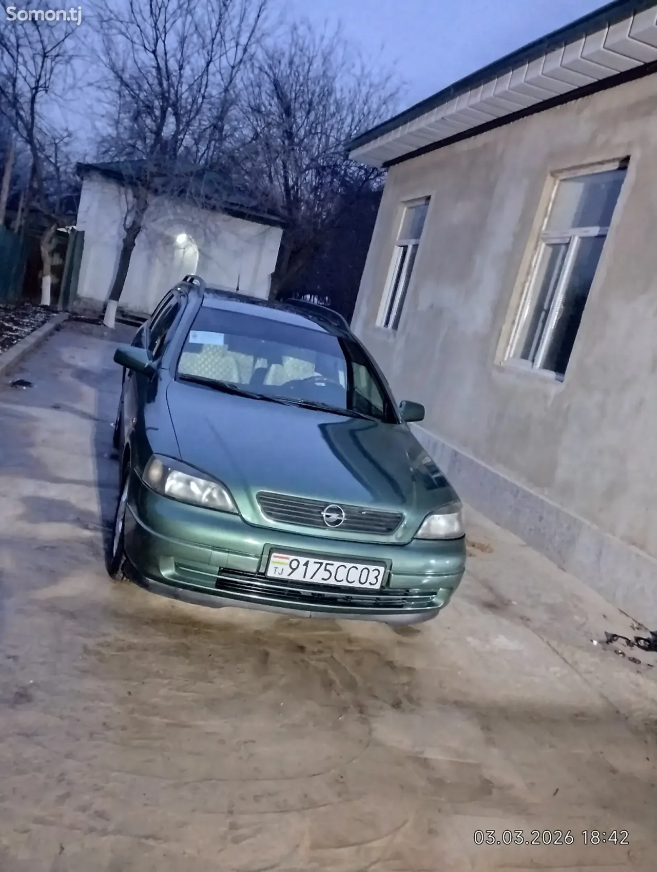 Opel Astra G 1998 · 1.6 MT