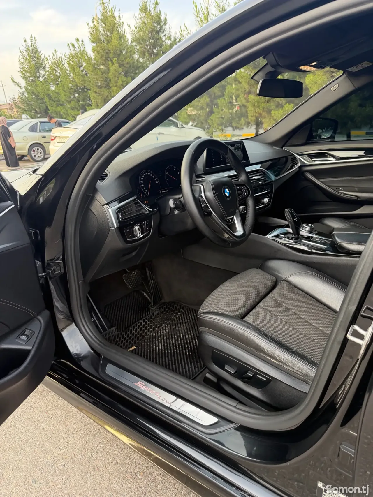 BMW 5 series 2017 · 2.0 AT