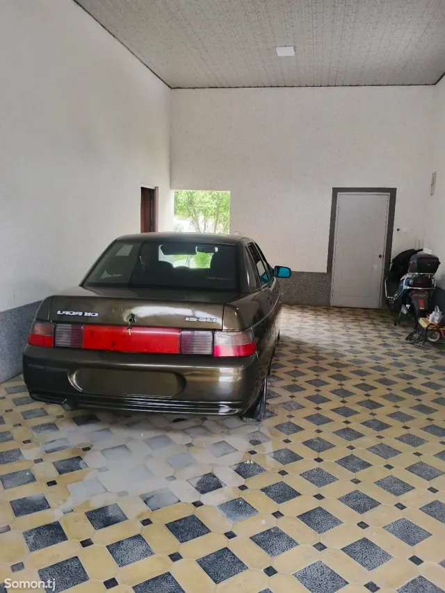 Lada (ВАЗ) 2110 2004 · 1.6 MT