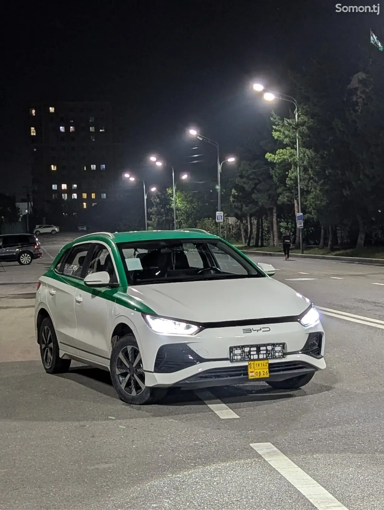 BYD E2 2023 · 2.0 AMT
