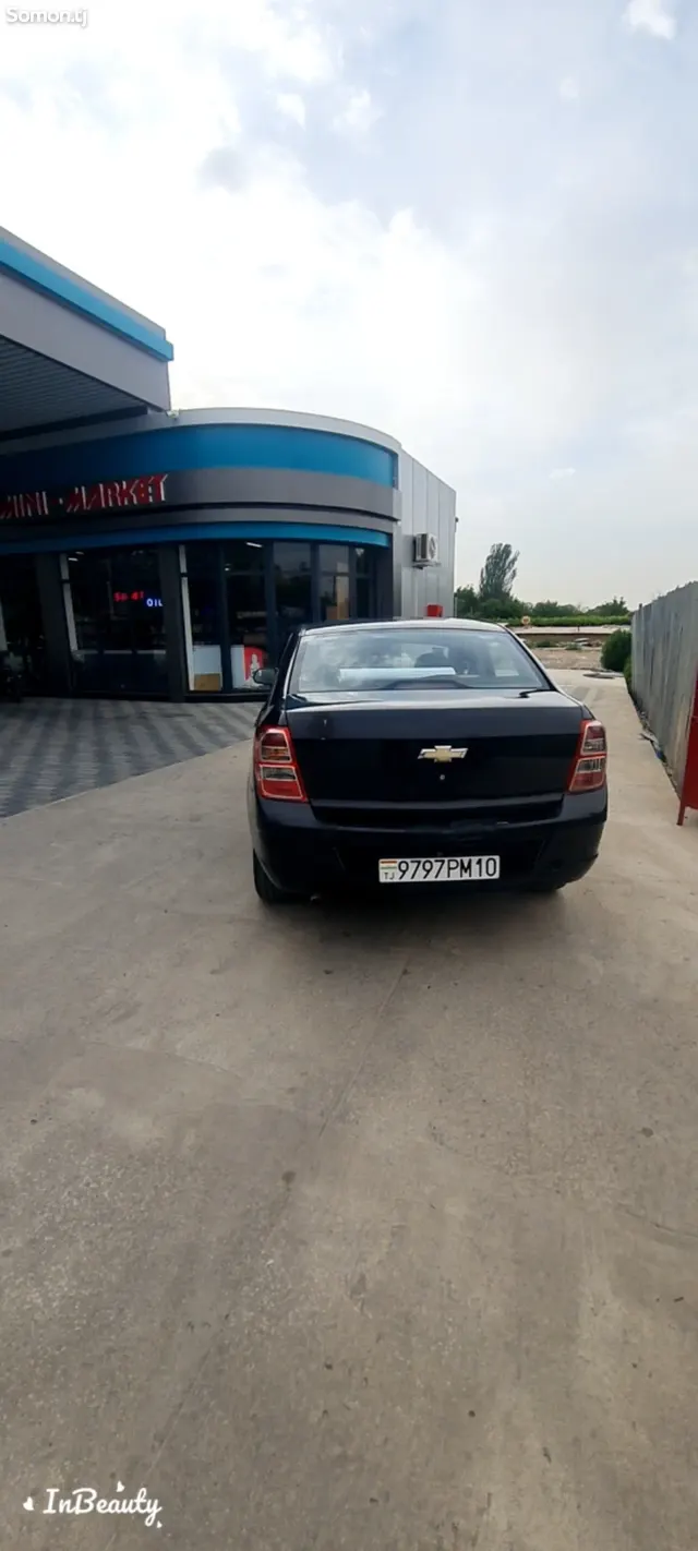 Chevrolet Cobalt 2013 · 1.5 AT