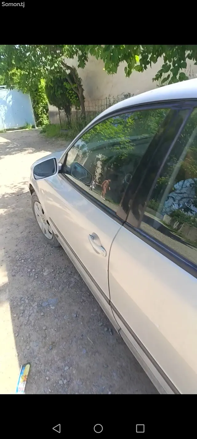 Volkswagen Passat 1997 · 1.6 MT