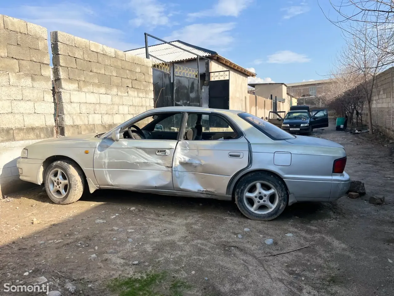 Toyota Vista 1997 · 2.0 AT