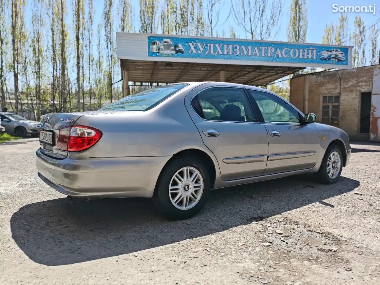Nissan Maxima 2000 · 2.5 AT