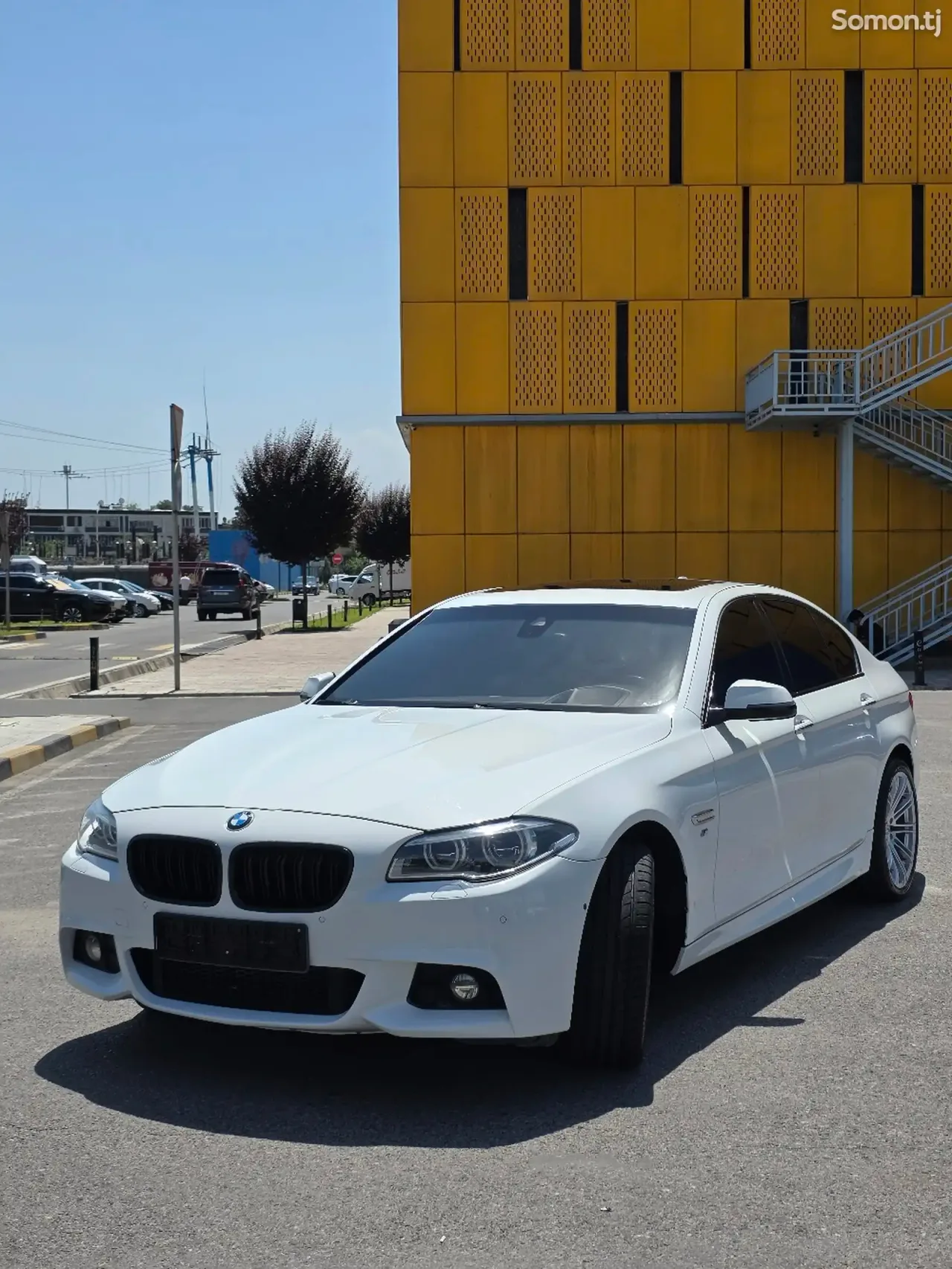 BMW 5 series 2014 · 3.0 AT