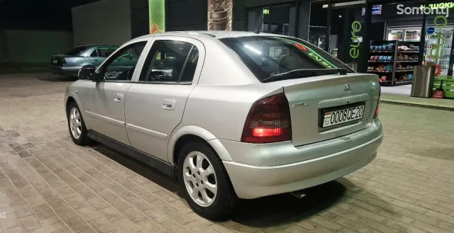 Opel Astra G 2003 · 1.6 MT
