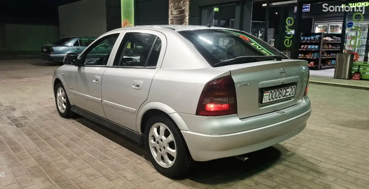 Opel Astra G 2003 · 1.6 MT
