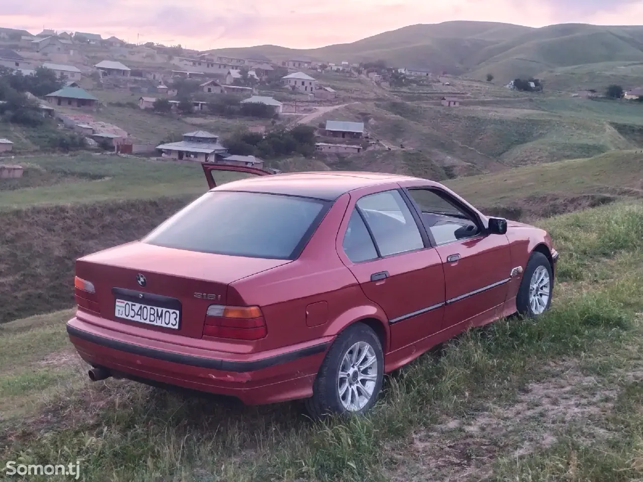 BMW 3 series 1995 · 1.6 MT
