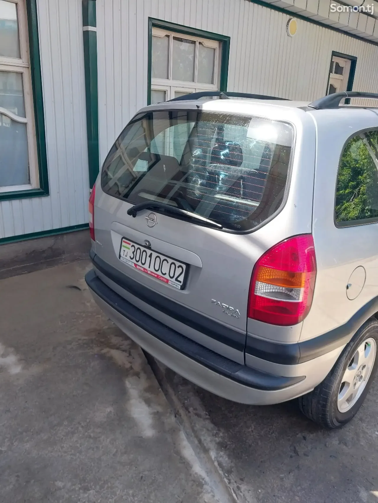 Opel Zafira 2002 · 1.8 MT