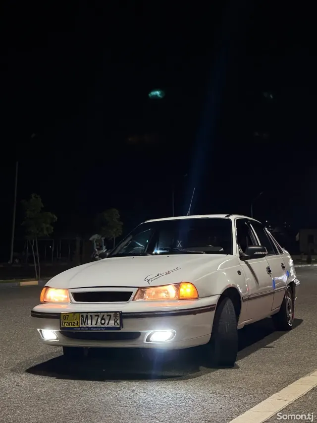 Daewoo Nexia 1996 · 1.8 MT