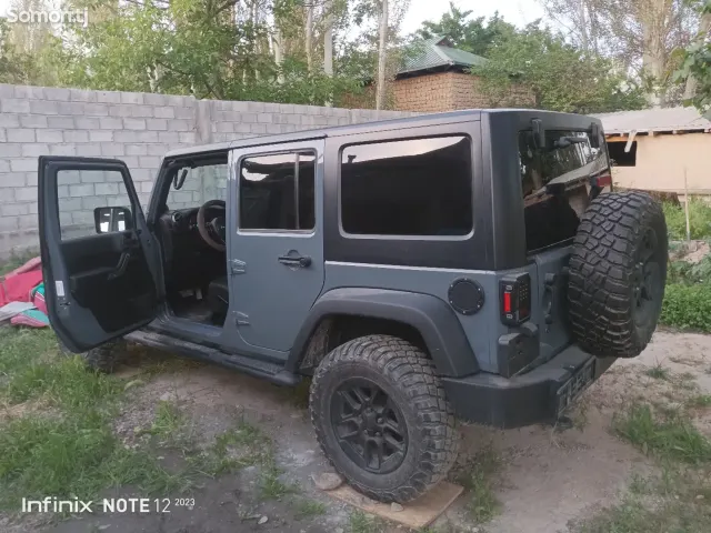 Jeep Wrangler 2014 · 3.6 AT