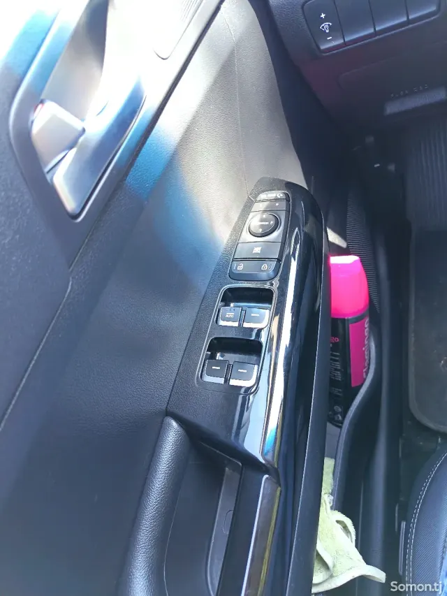 Kia Sportage 2016 · 2.0 AT