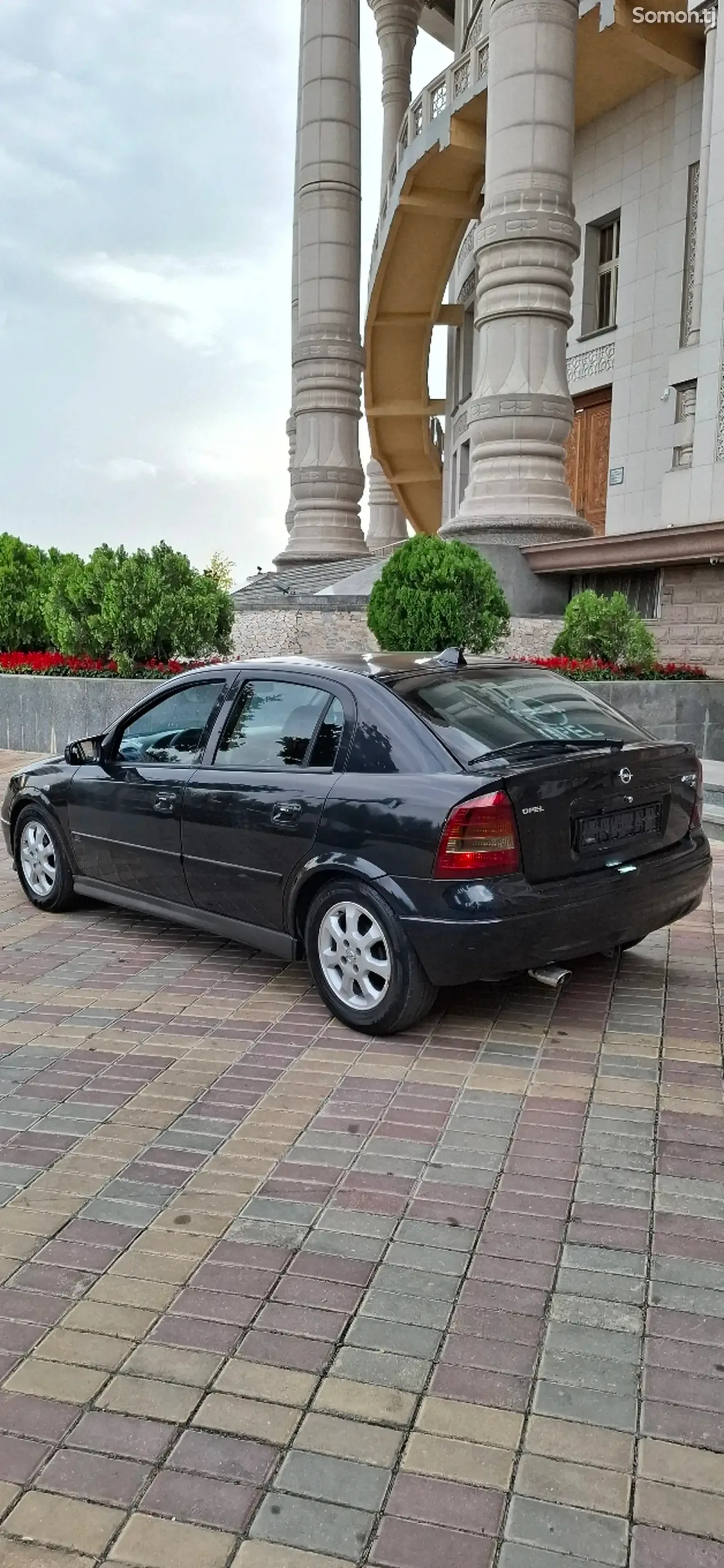 Opel Astra G 1999 · 1.6 MT