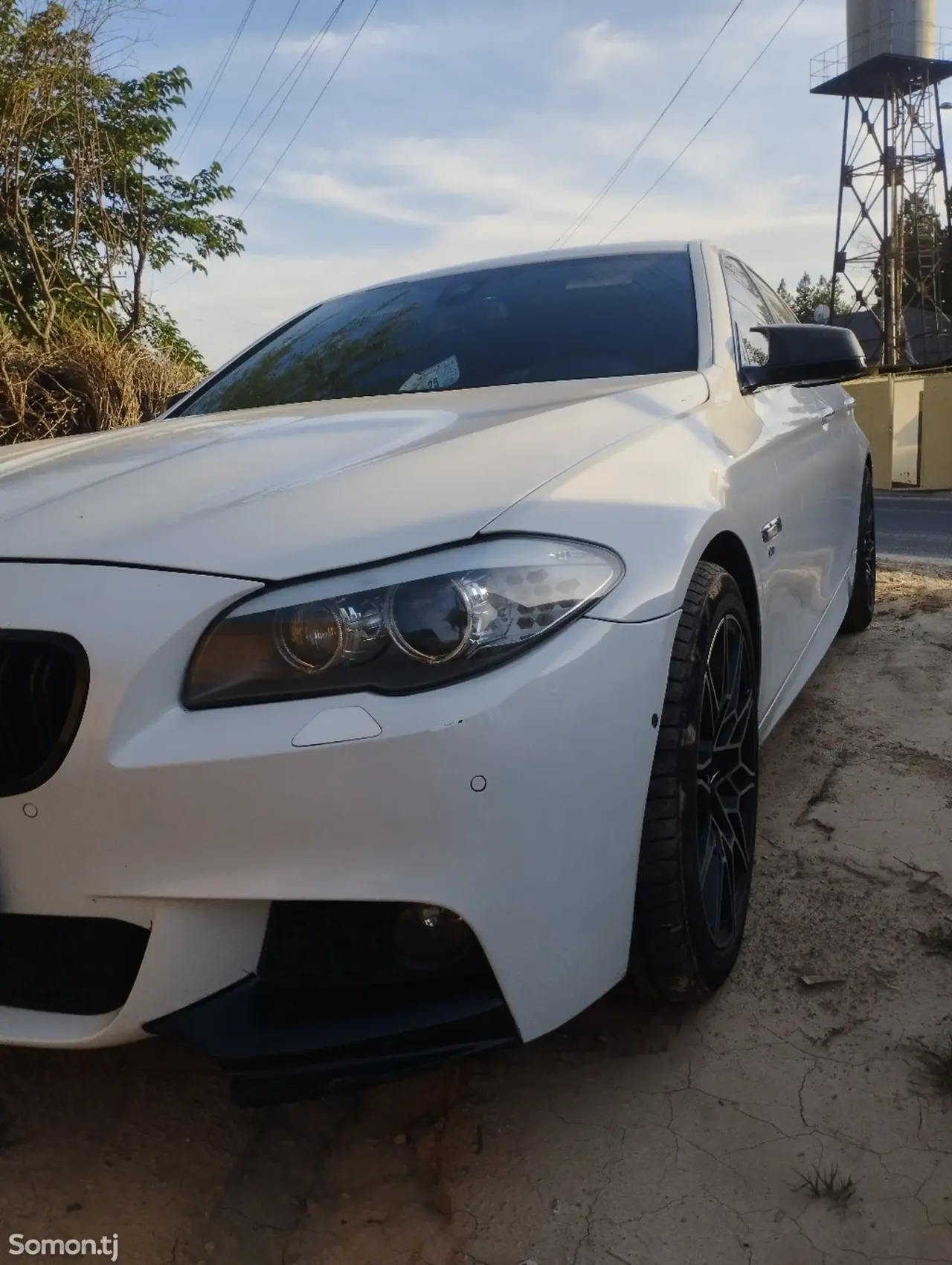 BMW 5 series 2012 · 3.5 AT
