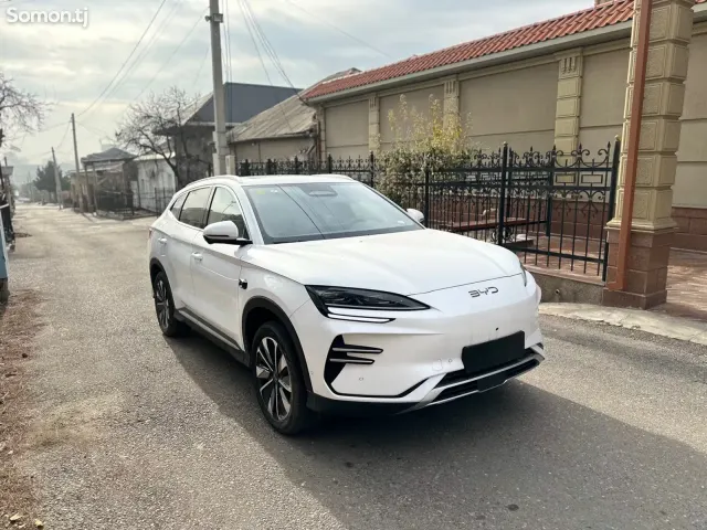 BYD Song Plus 2025 · AMT